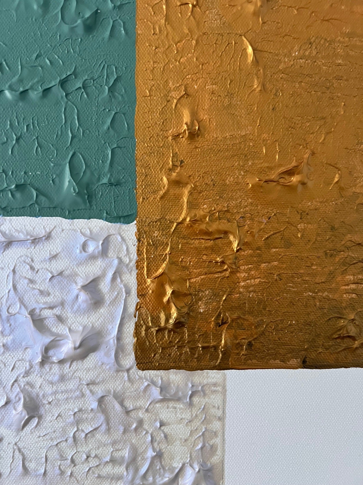 Moderniser sa déco sans tout changer : l’art mural fait main