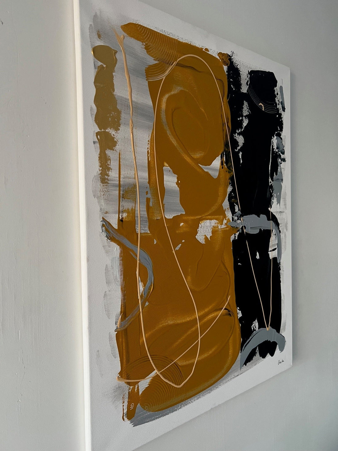 Tableau abstrait ou figuratif : comment bien le choisir pour votre déco murale ?