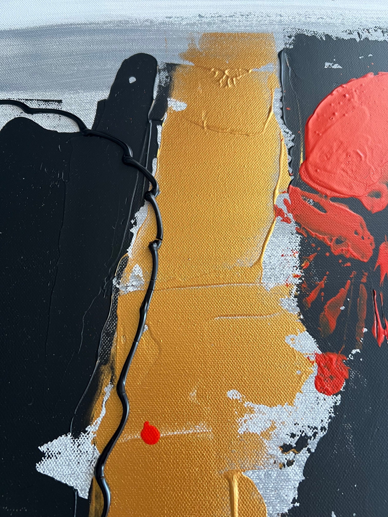 Tableau abstrait moderne rouge noir or