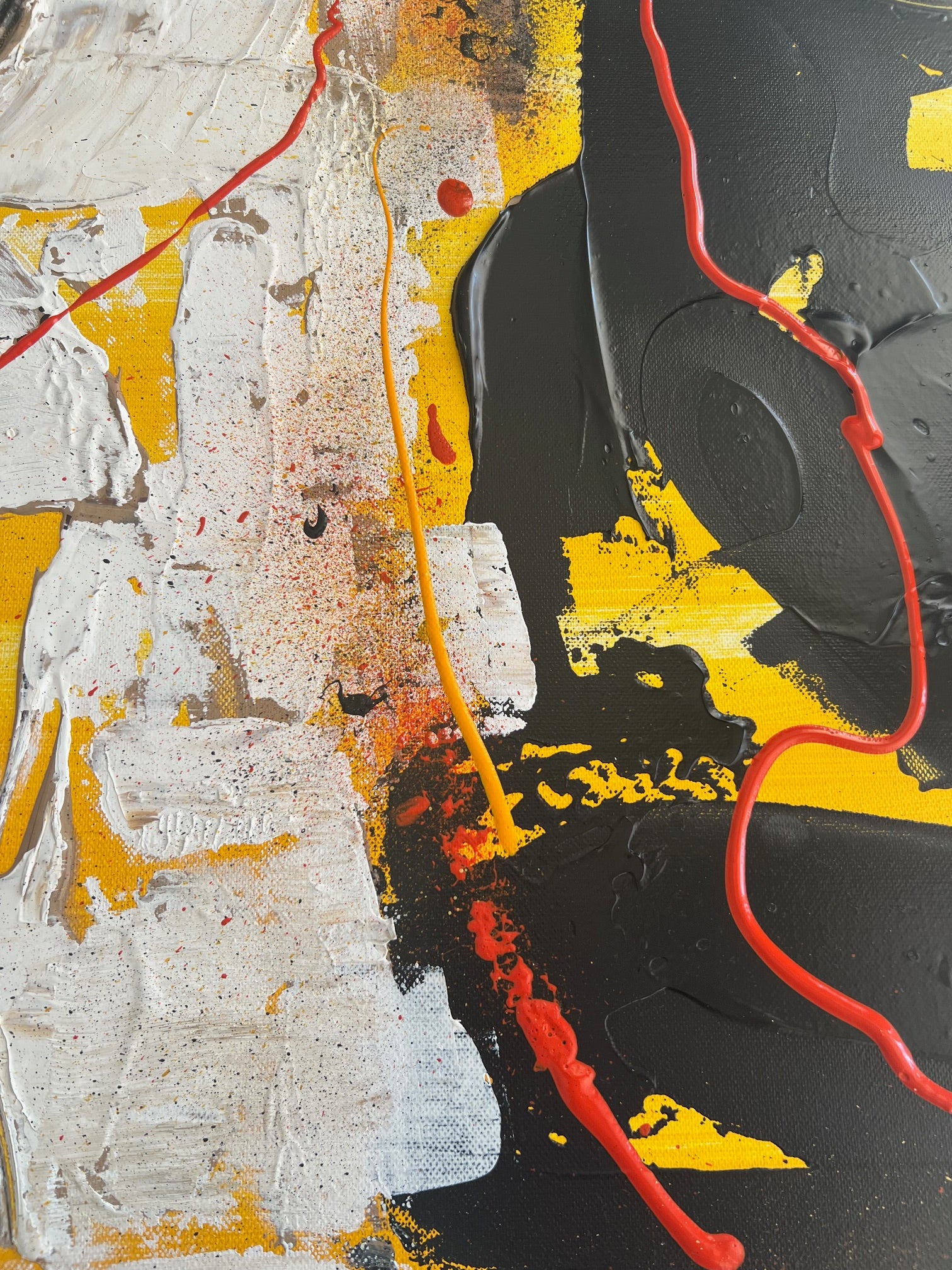 Tableau Moderne en Relief Or, Jaune, Blanc, Noir