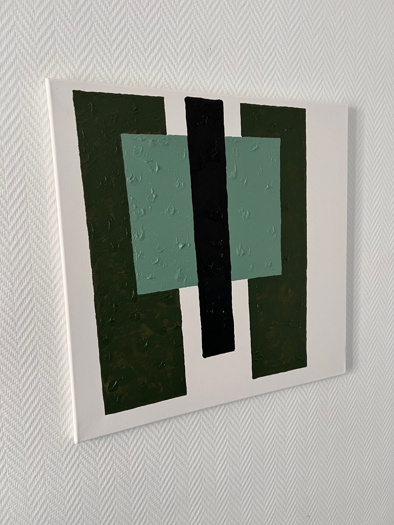 oeuvre abstraite relief vert foncé vert sauge moderne