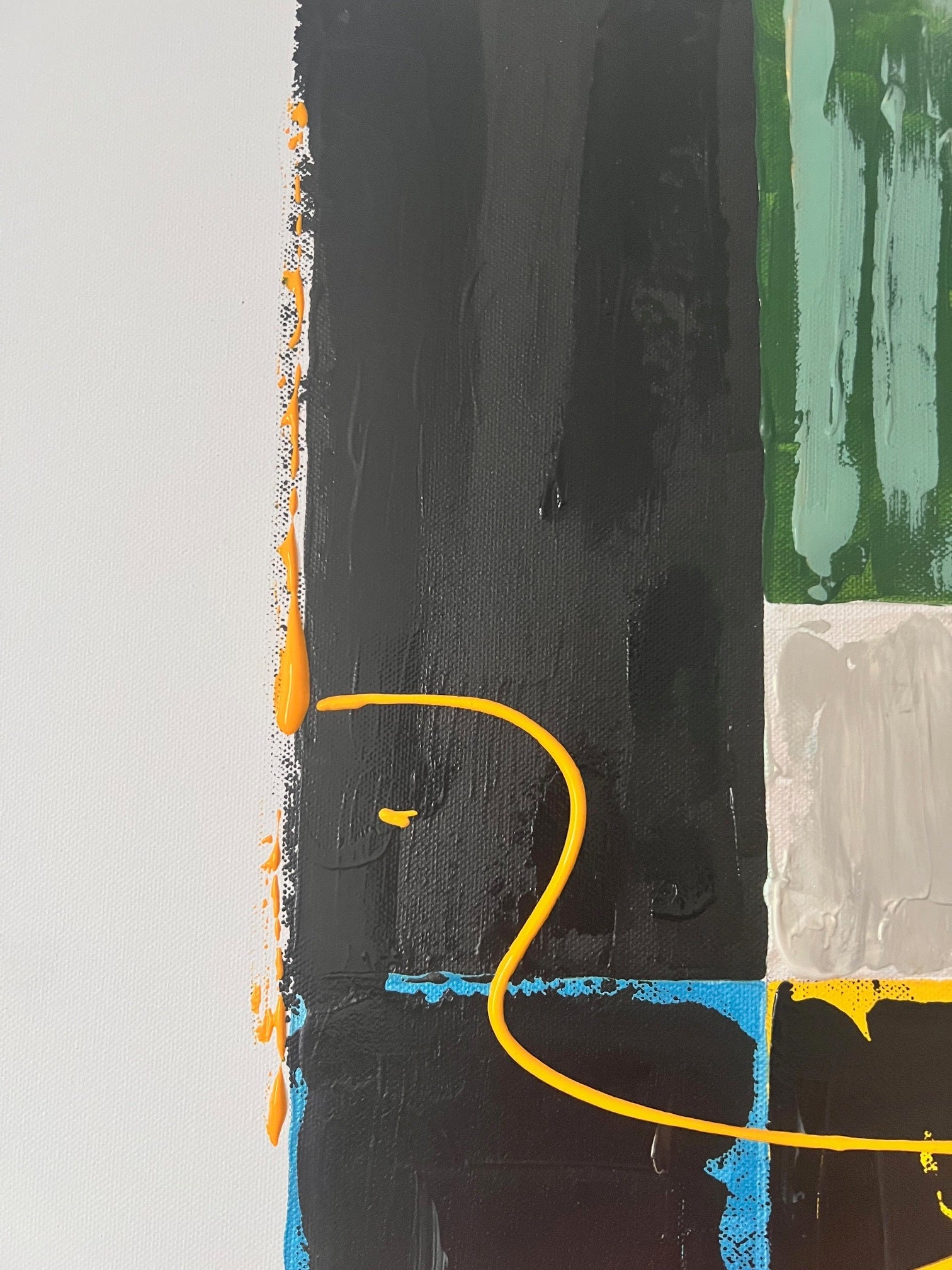 oeuvre abstraite moderne ligne dorée jaune en relief format 60x60 Biacha