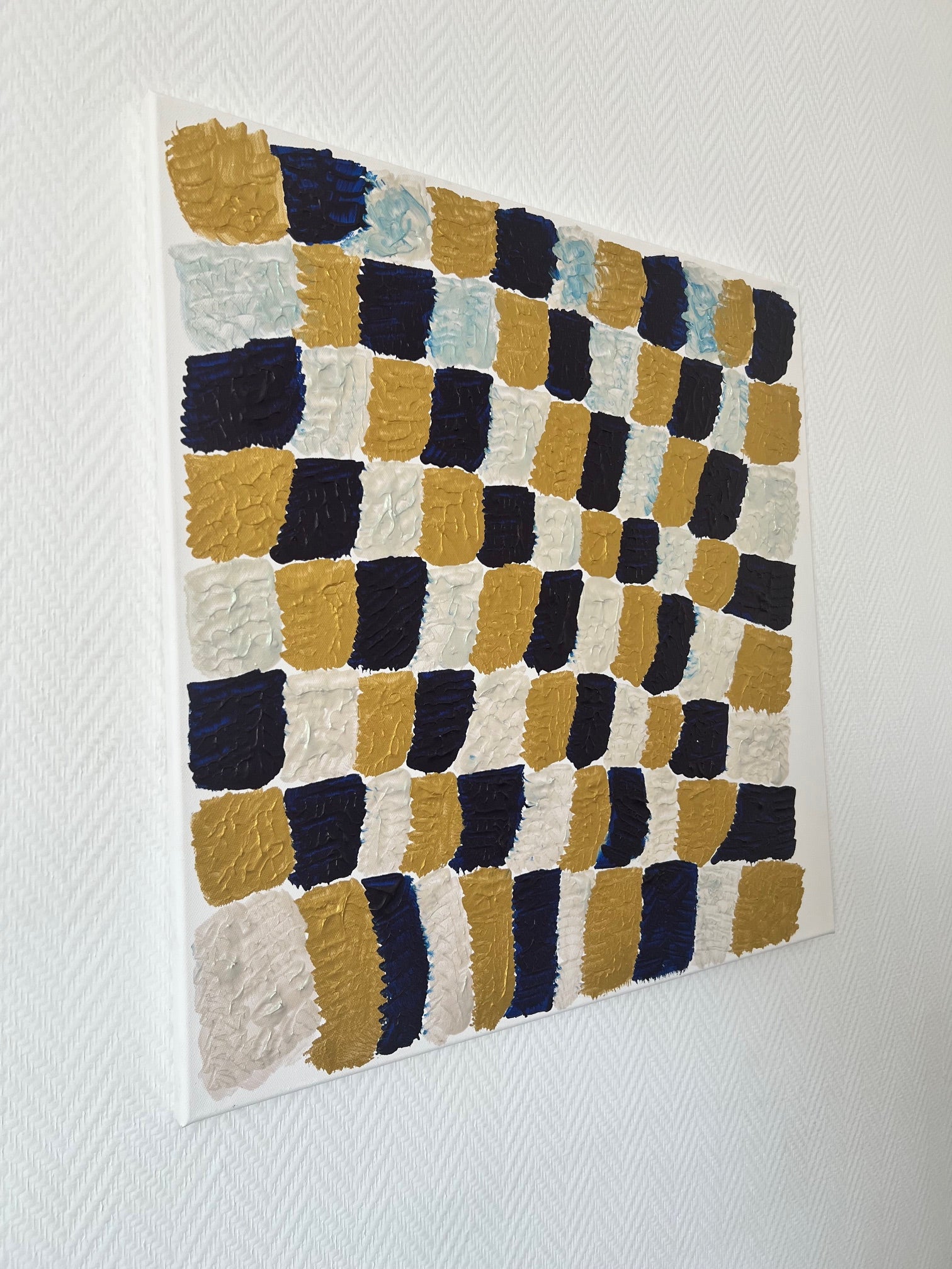 Peinture_abstraite_sur_toile_en_relief_damier_echiquier
