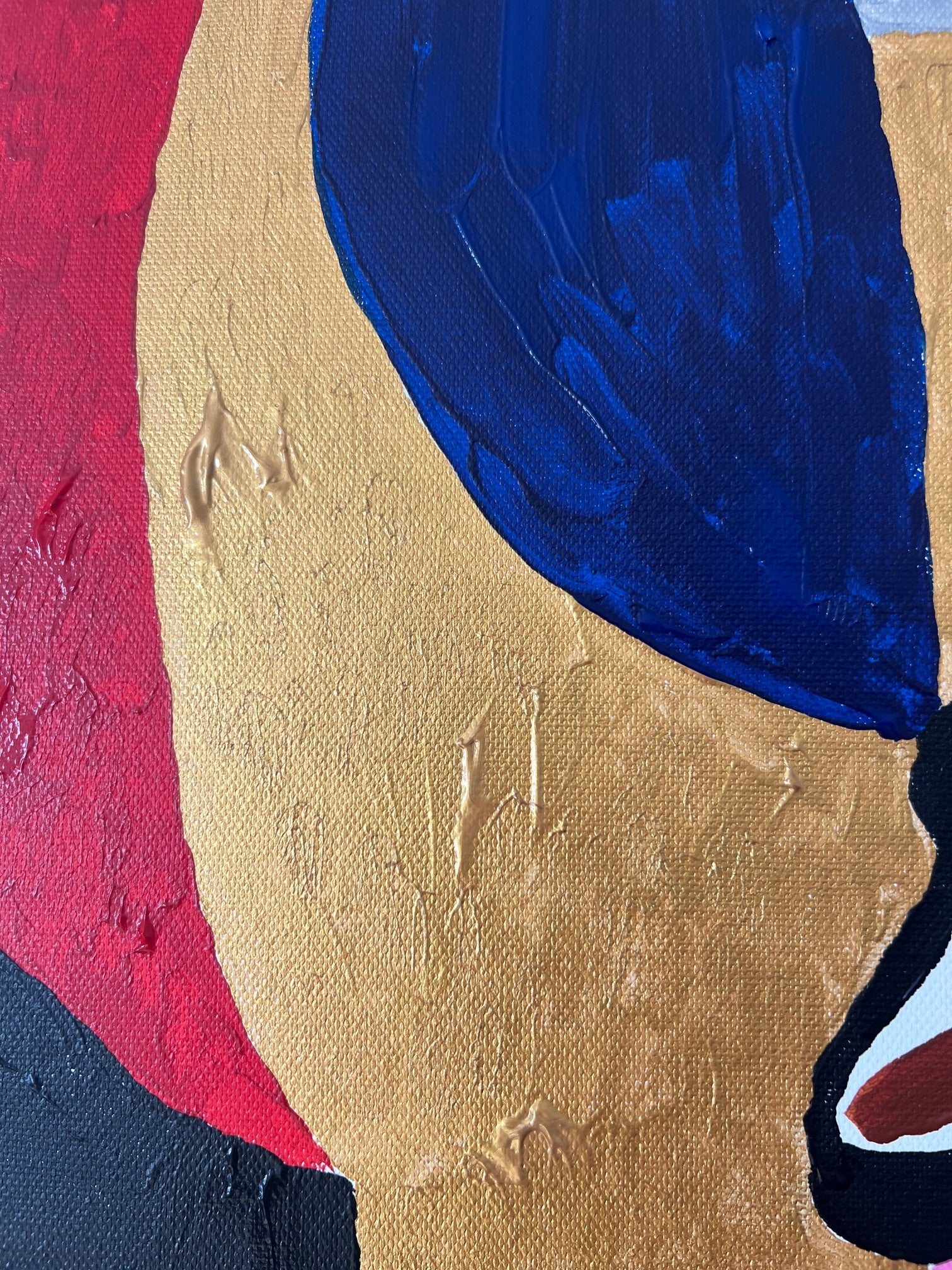 peinture moderne  sur toile  en relief  portrait de chien   or  noir et rouge 