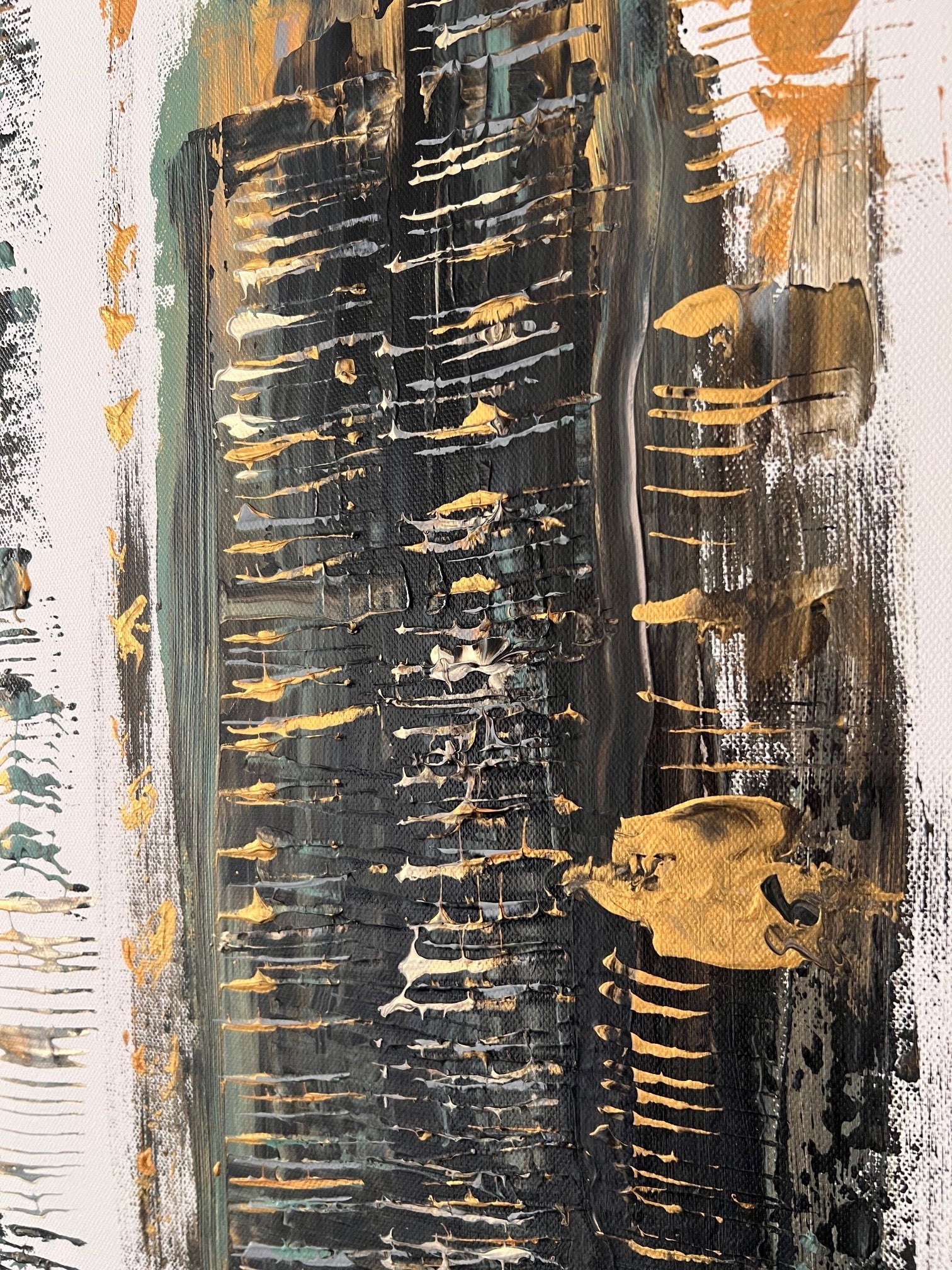 Création abstraite contemporaine  en relief ocre noir vert sur toile 