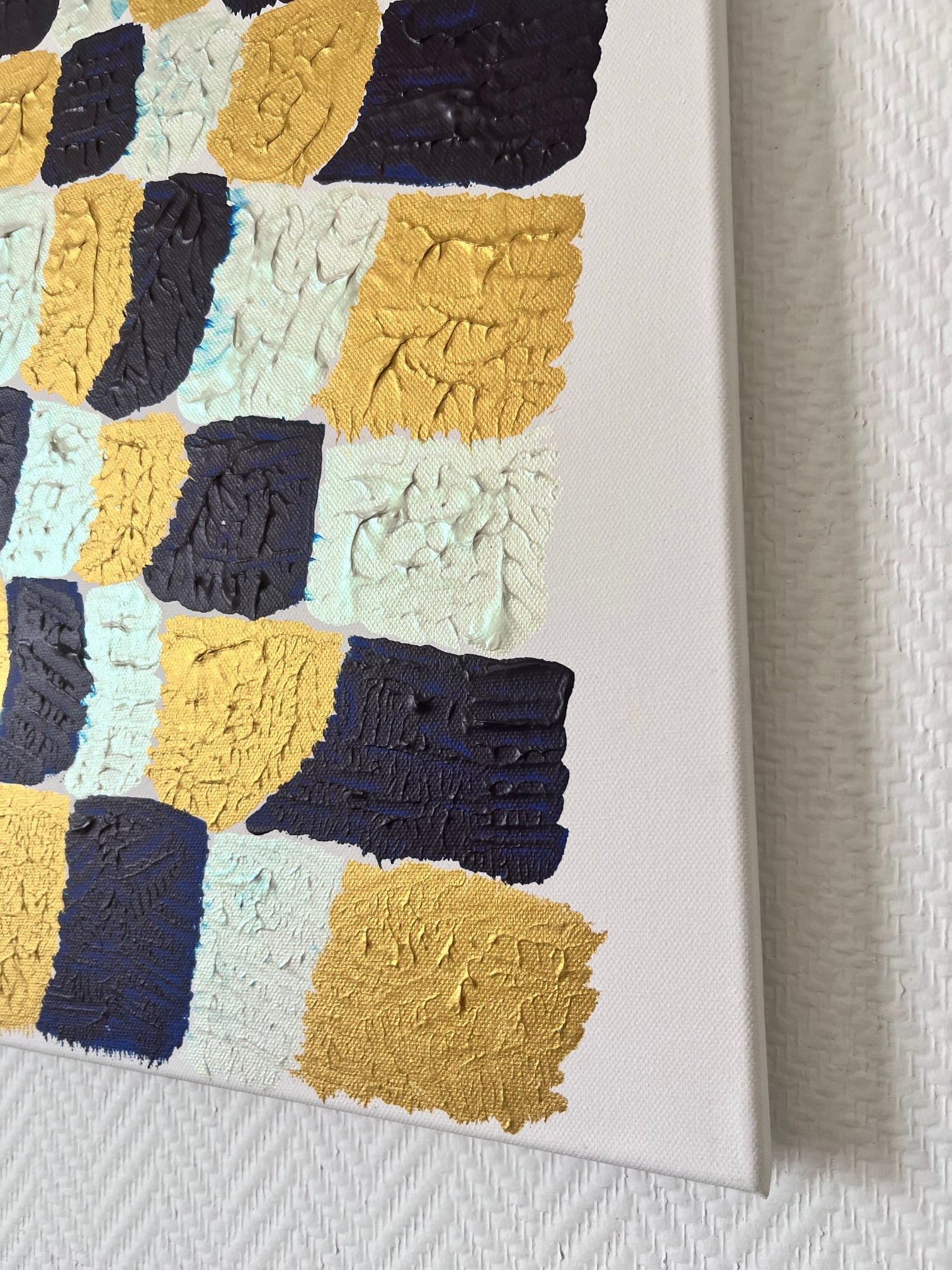 peinture_sur_toile_bleu_et_or_en_relief_Biacha_artiste_peintre
