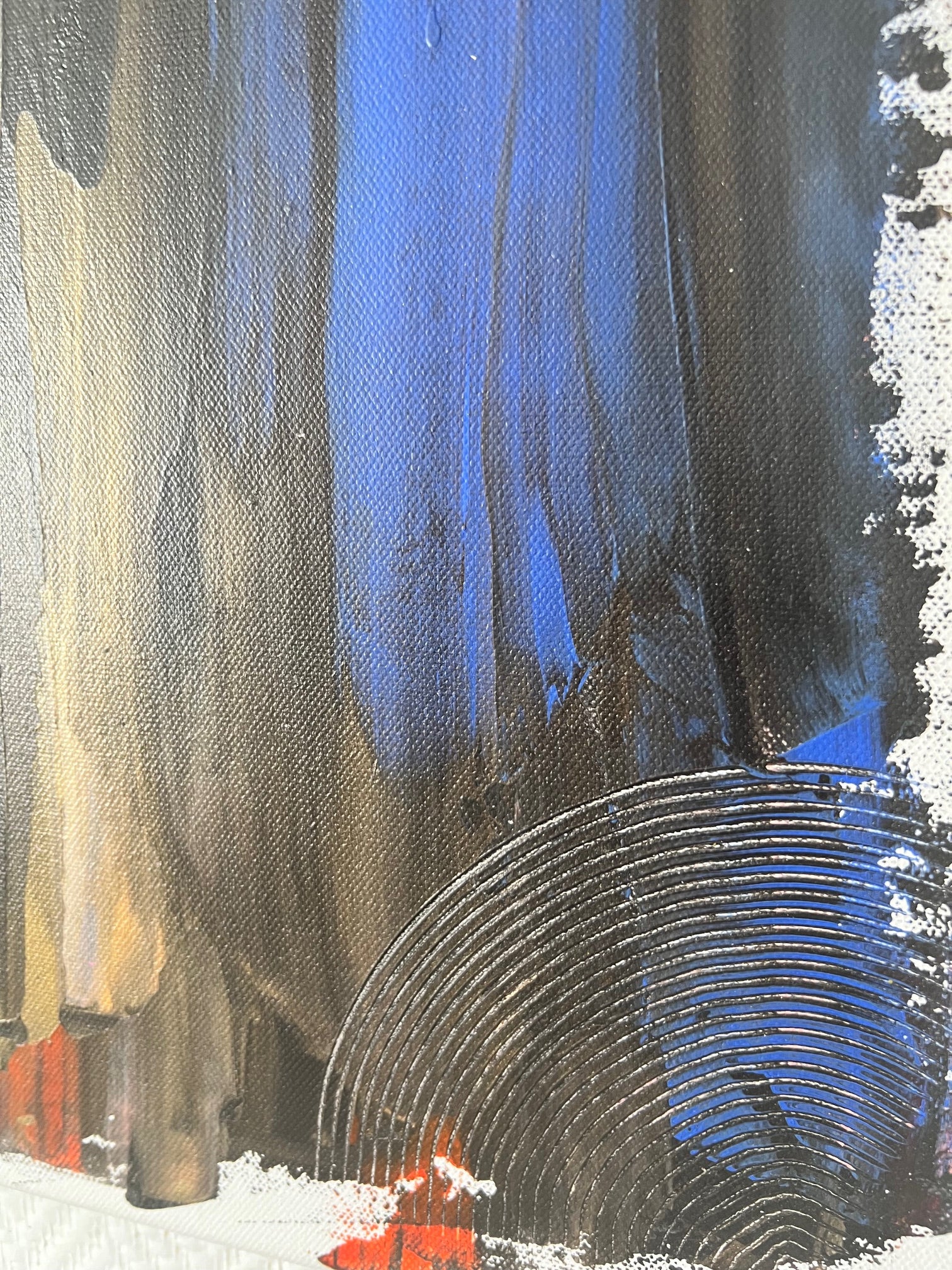 Œuvre abstraite réalisée sur toile coton, palette noir, bleu, rouge et cuivre avec textures graphiques pour un intérieur moderne.
