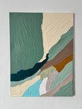 Tableau abstrait en relief peint à la main, vert sauge, beige, taupe et ivoire, idéal pour une décoration murale de salon contemporain.