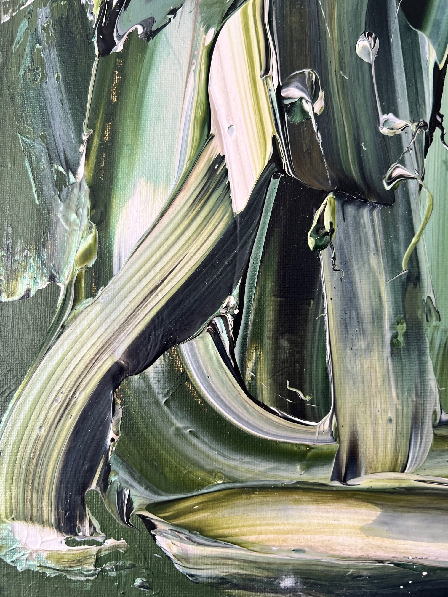 Tableau design en peinture acrylique aux couleurs vert, noir et blanc, pensé pour une décoration intérieure actuelle.