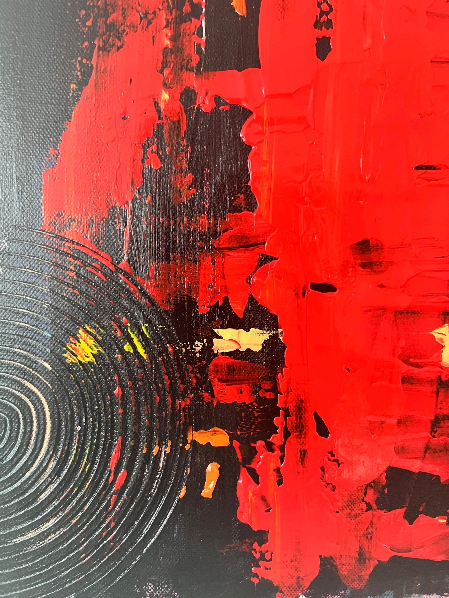 texture rouge  et noir profond tableau abstrait moderne pour intérieur minimaliste